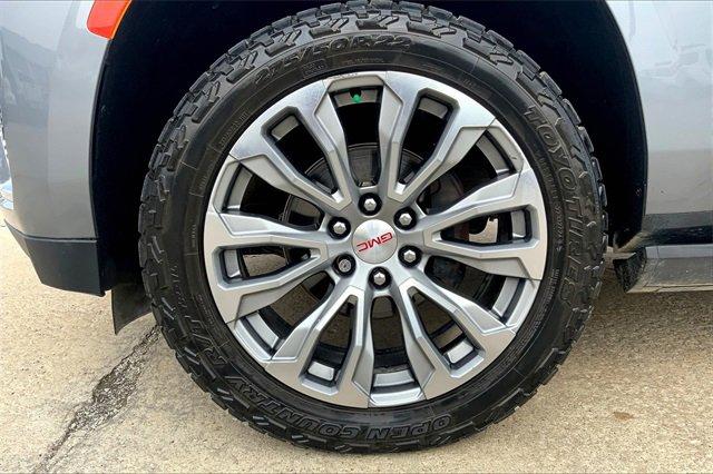 2021 GMC Yukon Vehicle Photo in TOPEKA, KS 66609-0000