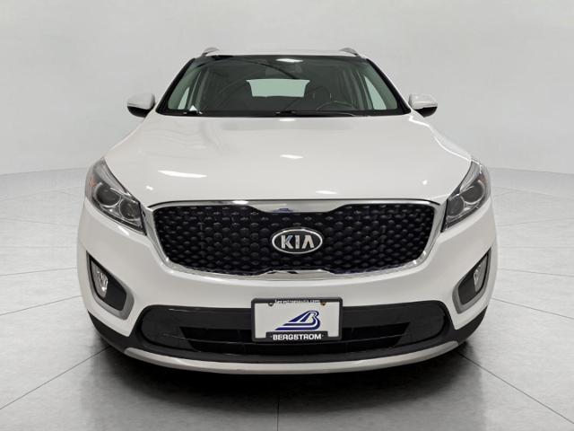 2016 Kia Sorento Vehicle Photo in Oshkosh, WI 54904