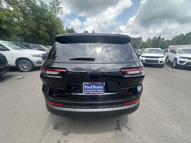 2025 Jeep Grand Cherokee L Vehicle Photo in Doylsetown, PA 18901