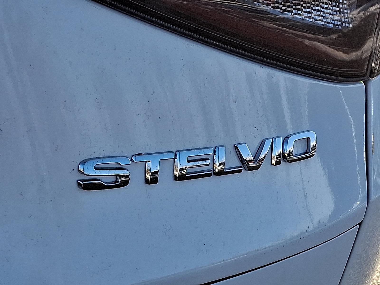 2025 Alfa Romeo Stelvio Vehicle Photo in Willow Grove, PA 19090