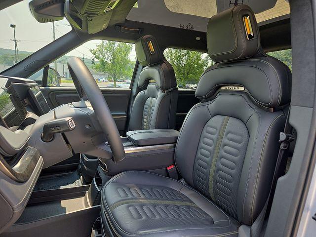 2025 Rivian R1T Vehicle Photo in WATERTOWN, CT 06795-3318