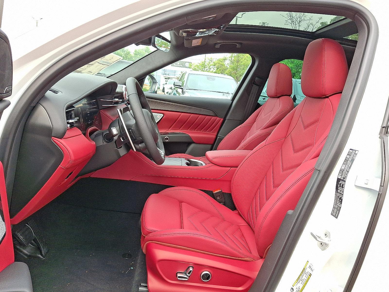2025 Maserati Grecale Vehicle Photo in Willow Grove, PA 19090