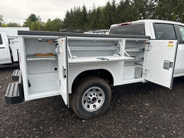 2024 GMC Sierra 3500 HD Vehicle Photo in MEDINA, OH 44256-9631