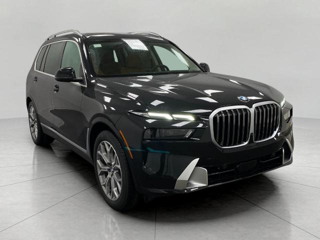 2025 BMW X7 xDrive40i Vehicle Photo in Appleton, WI 54913