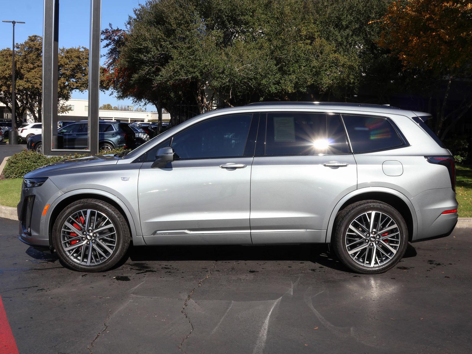 2024 Cadillac XT6 Vehicle Photo in DALLAS, TX 75209-3095