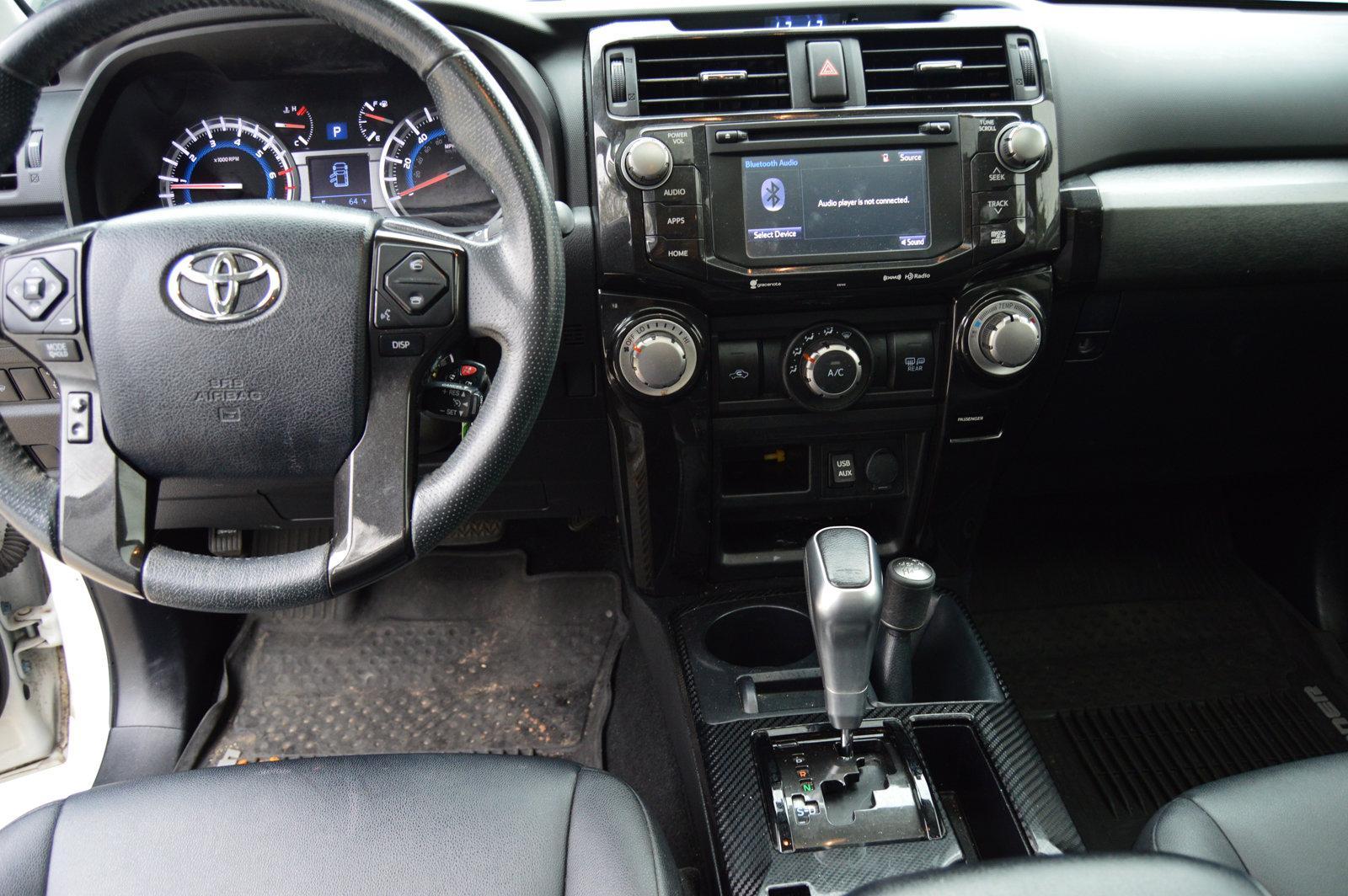 2018 Toyota 4Runner Vehicle Photo in Houston, TX 77090