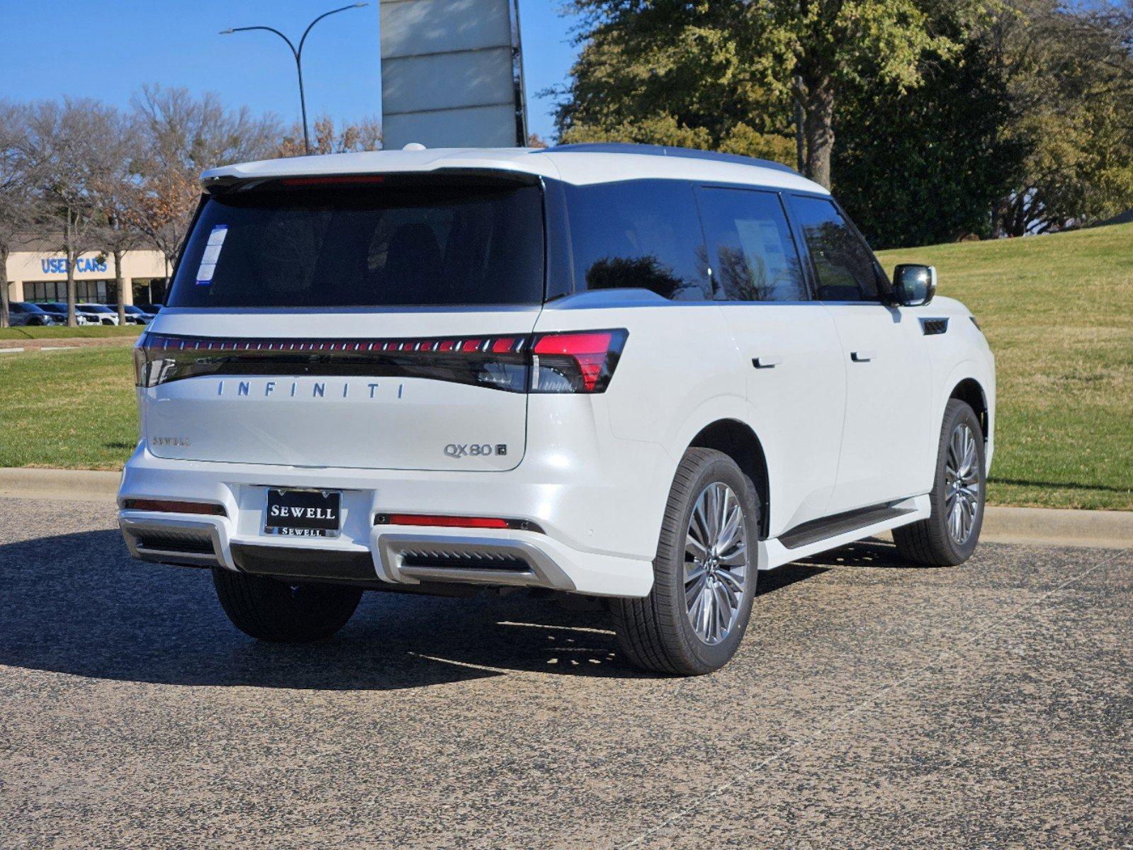 2025 INFINITI QX80 Vehicle Photo in Fort Worth, TX 76132