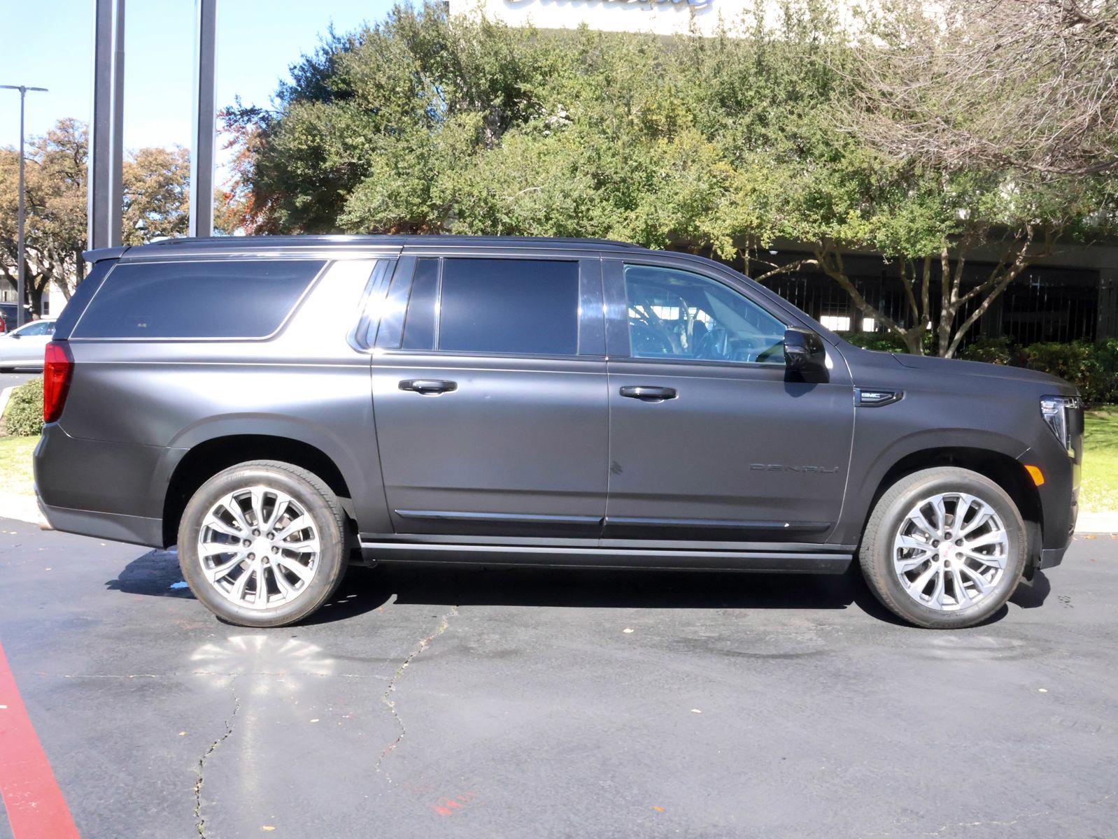 2021 GMC Yukon XL Vehicle Photo in DALLAS, TX 75209-3095