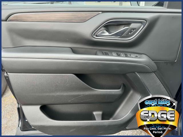 2023 Chevrolet Suburban Vehicle Photo in Roslyn, NY 11576
