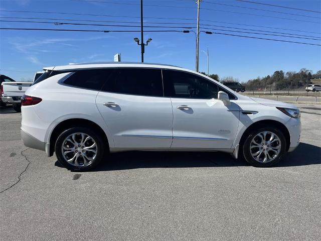 2018 Buick Enclave Vehicle Photo in ALCOA, TN 37701-3235