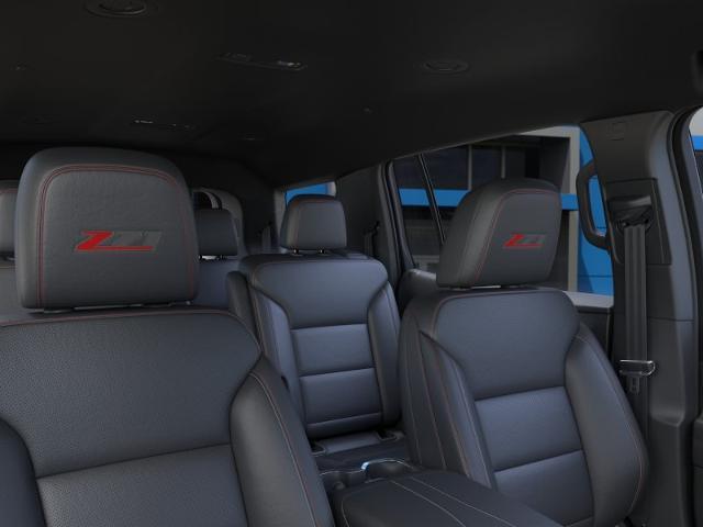 2025 Chevrolet Traverse Vehicle Photo in Roslyn, NY 11576