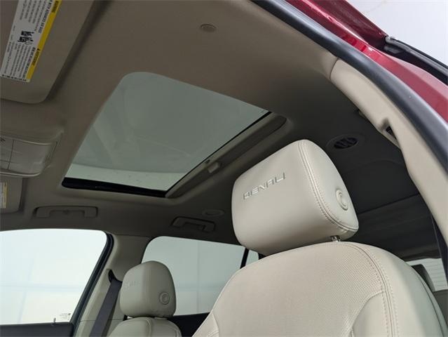 2019 GMC Acadia Vehicle Photo in ENGLEWOOD, CO 80113-6708