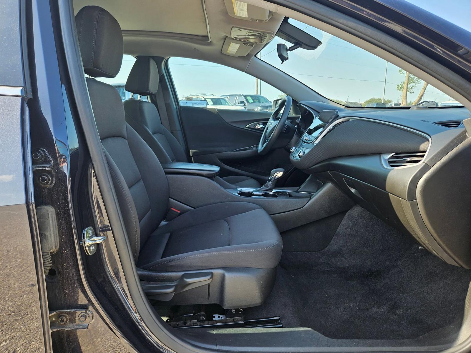 2022 Chevrolet Malibu Vehicle Photo in Seguin, TX 78155