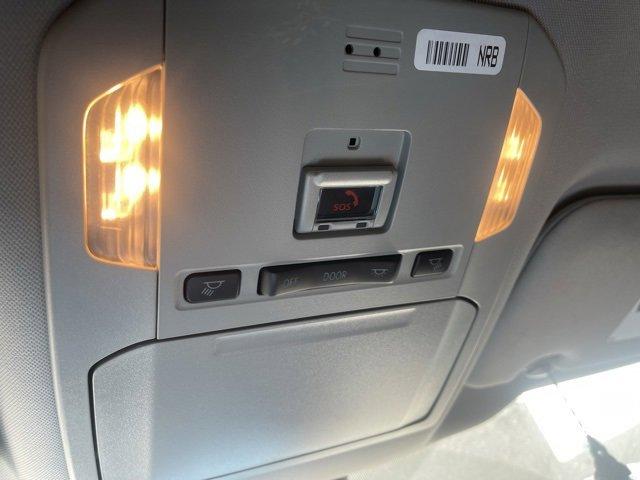 2020 Toyota Highlander Vehicle Photo in Philadelphia, PA 19116