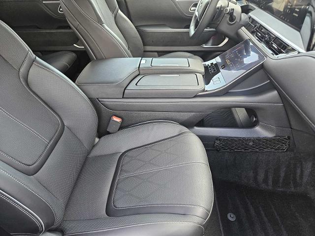 2025 INFINITI QX80 Vehicle Photo in Fort Worth, TX 76132