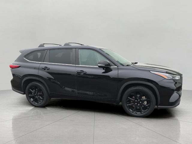 2023 Toyota Highlander Vehicle Photo in GREEN BAY, WI 54303-3330