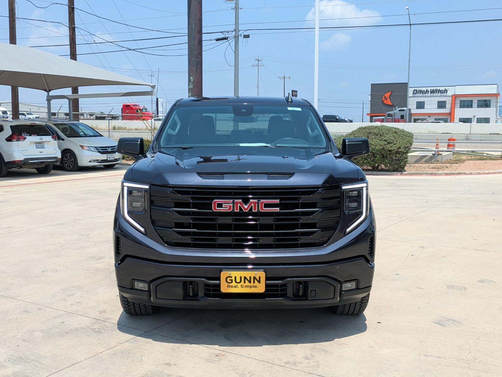 2024 GMC Sierra 1500 Vehicle Photo in SELMA, TX 78154-1460