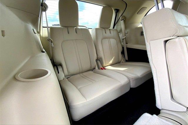 2019 Lincoln MKT Vehicle Photo in TOPEKA, KS 66609-0000