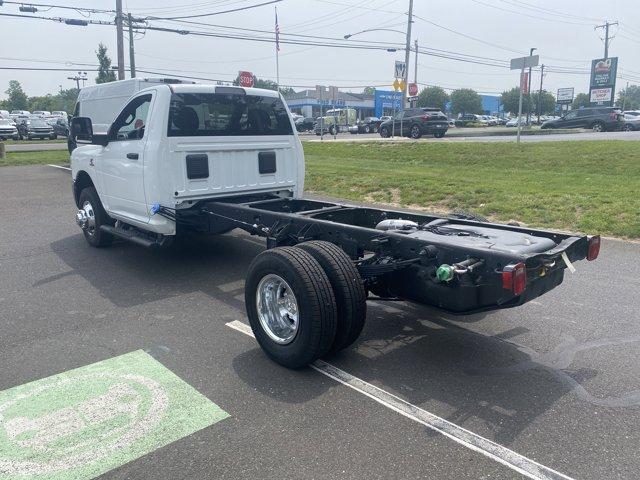 2024 Ram 3500 Chassis Cab Vehicle Photo in Doylsetown, PA 18901