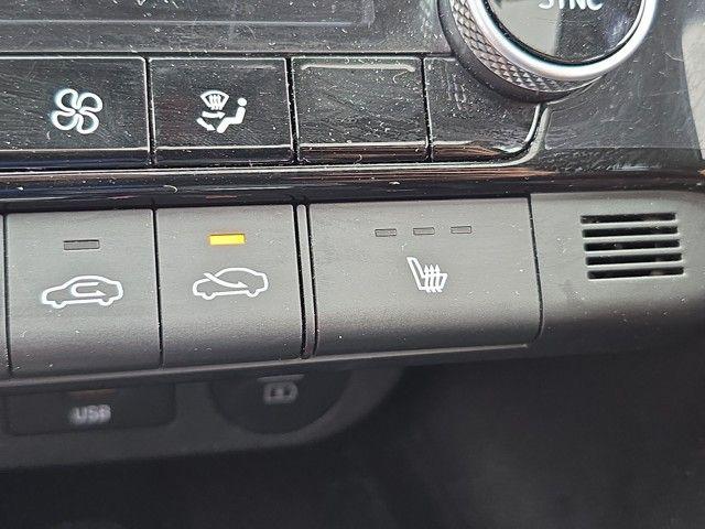 2024 Hyundai ELANTRA Vehicle Photo in Pleasant Hills, PA 15236