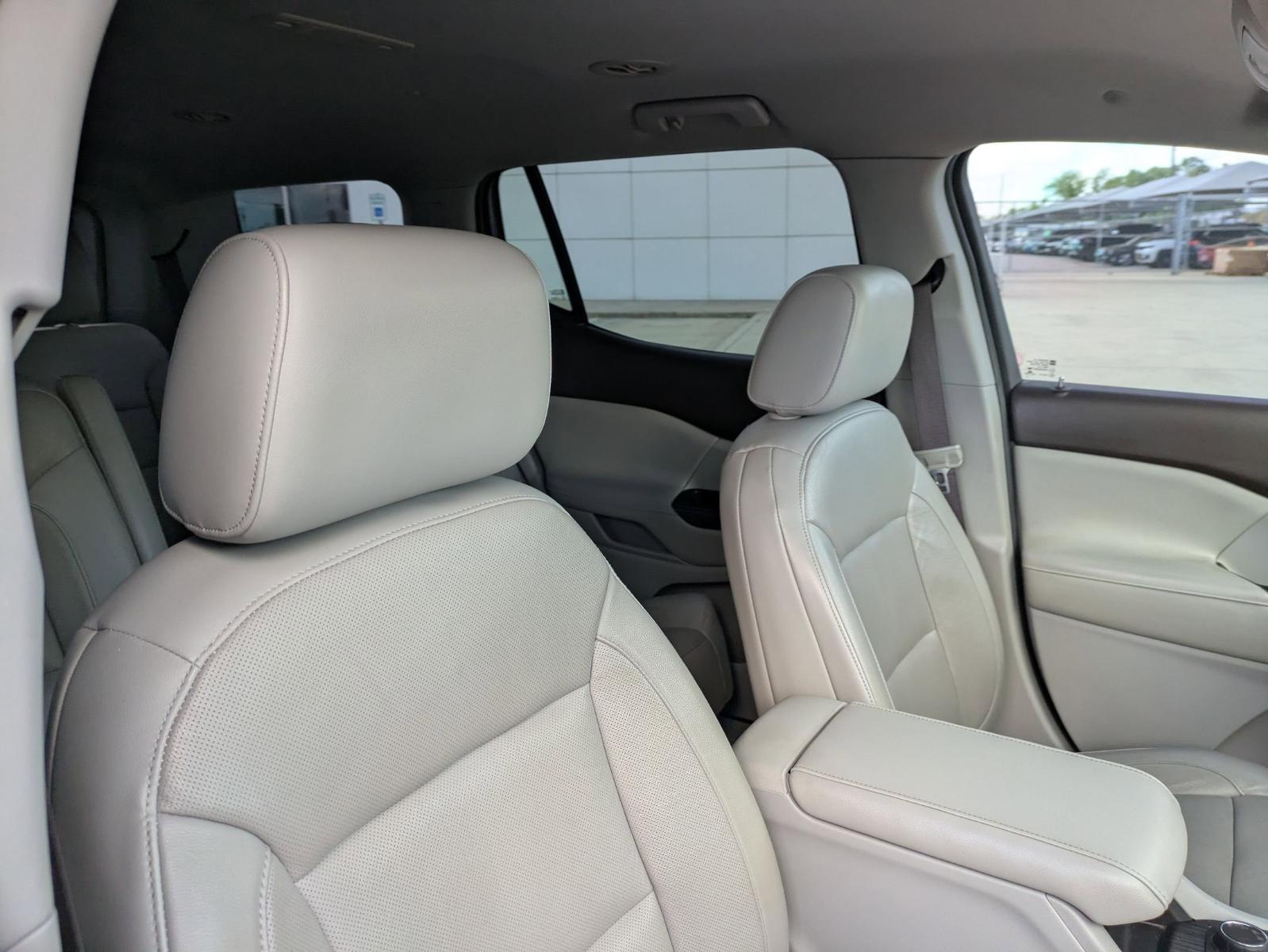 2017 GMC Acadia Vehicle Photo in SELMA, TX 78154-1460