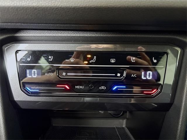 2024 Volkswagen Tiguan Vehicle Photo in Puyallup, WA 98371