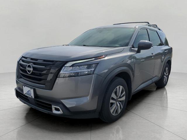 2022 Nissan Pathfinder Vehicle Photo in Green Bay, WI 54304