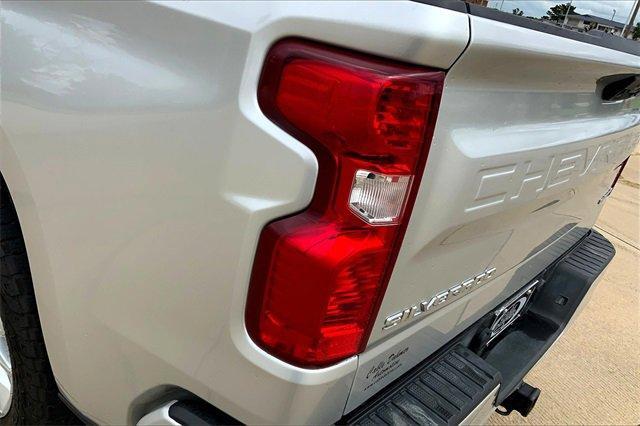 2022 Chevrolet Silverado 1500 Vehicle Photo in TOPEKA, KS 66609-0000