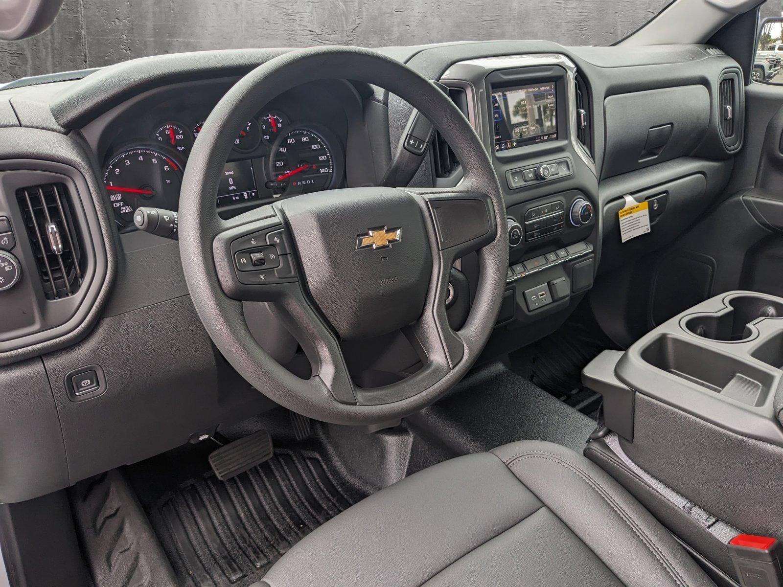 2025 Chevrolet Silverado 1500 Vehicle Photo in GREENACRES, FL 33463-3207