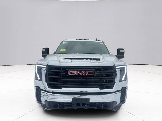 2025 GMC Sierra 2500 HD Vehicle Photo in LEOMINSTER, MA 01453-2952