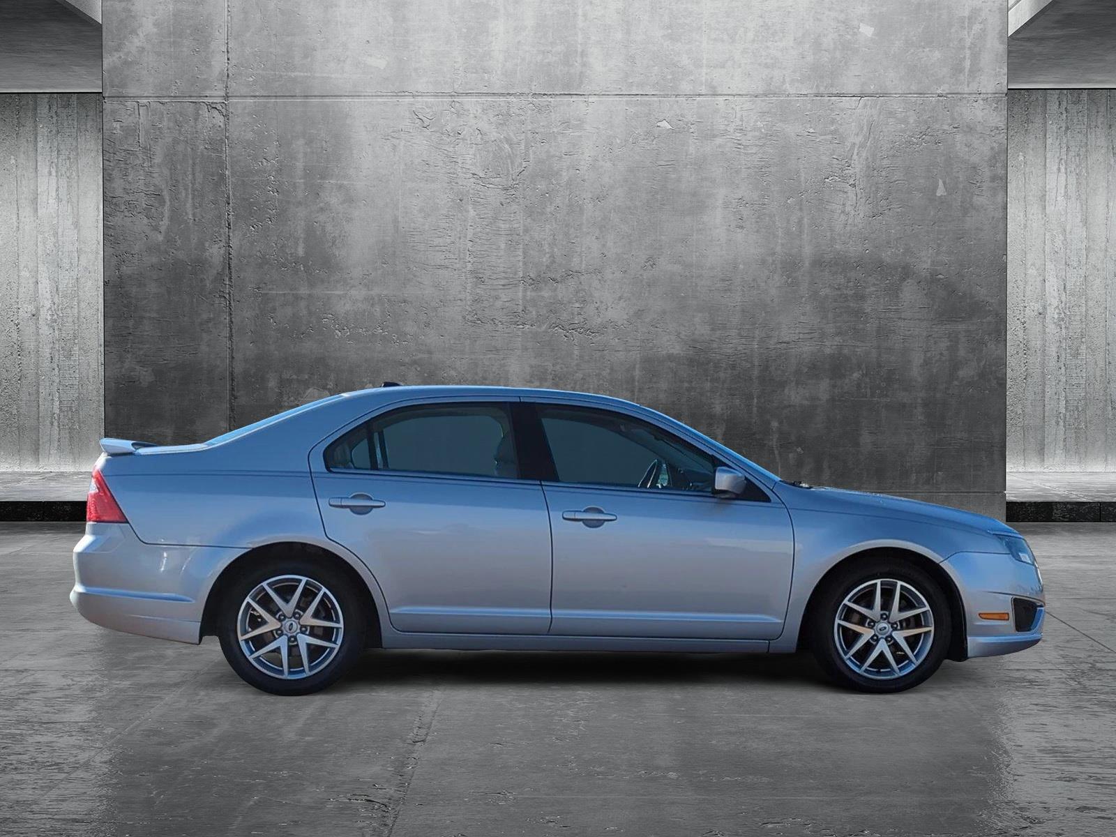 2010 Ford Fusion Vehicle Photo in Memphis, TN 38115