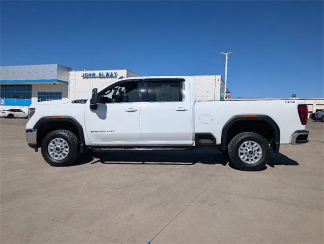 2023 GMC Sierra 2500 HD Vehicle Photo in ENGLEWOOD, CO 80113-6708