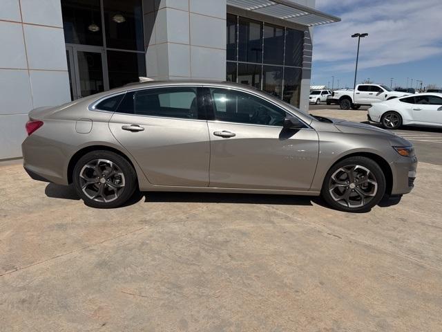 2022 Chevrolet Malibu Vehicle Photo in Winslow, AZ 86047-2439