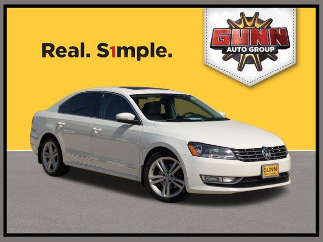 2015 Volkswagen Passat Vehicle Photo in SELMA, TX 78154-1460
