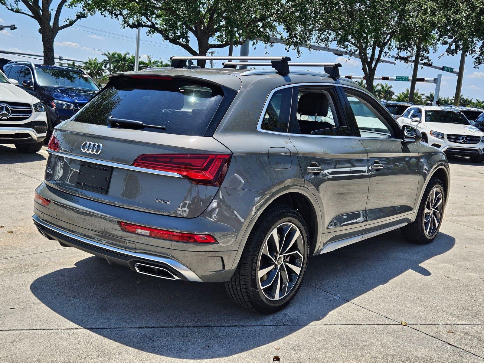 2024 Audi Q5 Vehicle Photo in Pembroke Pines , FL 33027