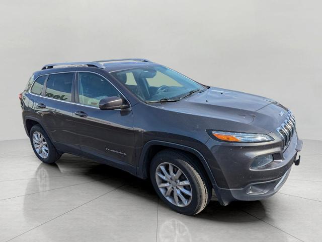 2017 Jeep Cherokee Vehicle Photo in Oshkosh, WI 54901