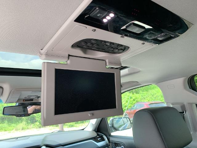 2018 Chevrolet Tahoe Vehicle Photo in MOON TOWNSHIP, PA 15108-2571
