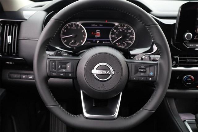 2025 Nissan Pathfinder Vehicle Photo in Hazelwood, MO 63042