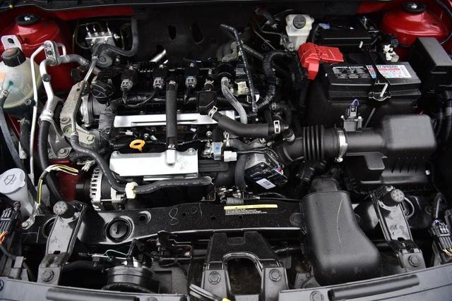 2024 Nissan Kicks Vehicle Photo in Ballwin, MO 63011