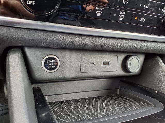 2023 Nissan Rogue Vehicle Photo in Tampa, FL 33612