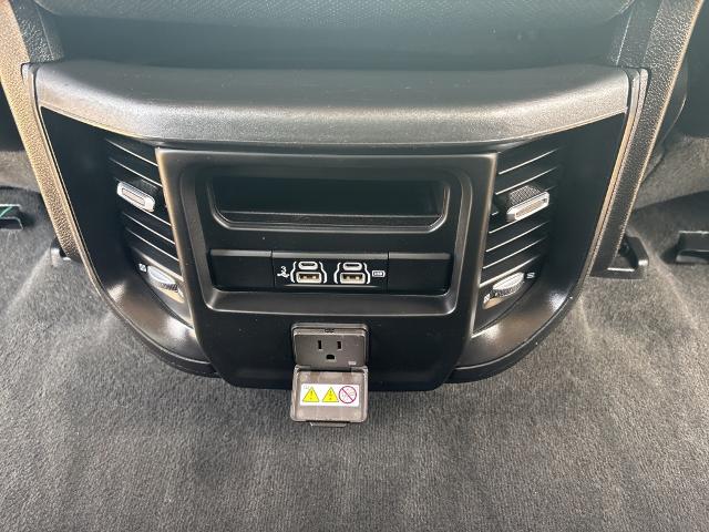 2019 Ram 1500 Vehicle Photo in Peoria, IL 61615