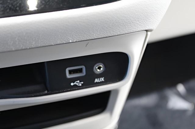 2019 Chrysler Pacifica Vehicle Photo in Green Bay, WI 54304