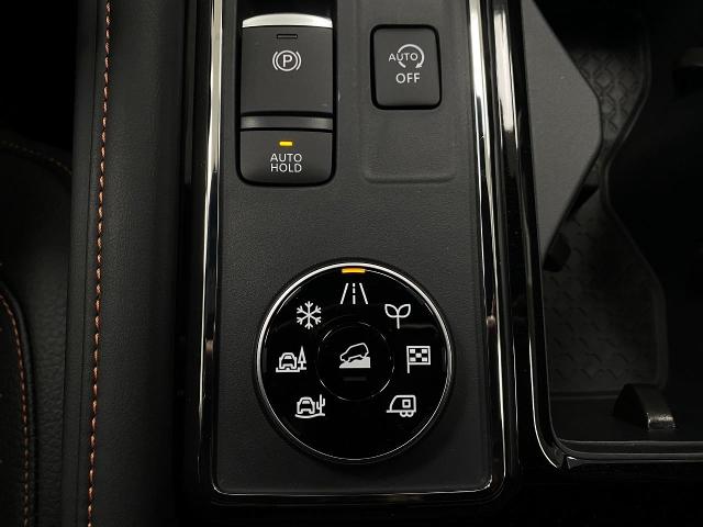 2025 Nissan Pathfinder Vehicle Photo in Appleton, WI 54913
