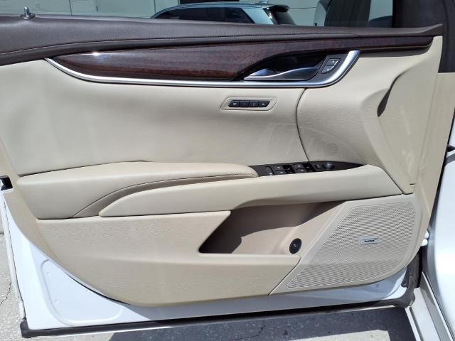 2017 Cadillac XTS Vehicle Photo in Tampa, FL 33612