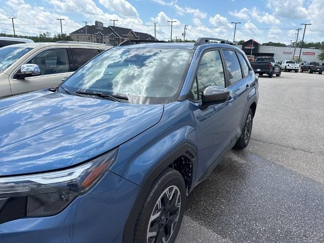 2025 Subaru Forester Vehicle Photo in Cedar Rapids, IA 52402