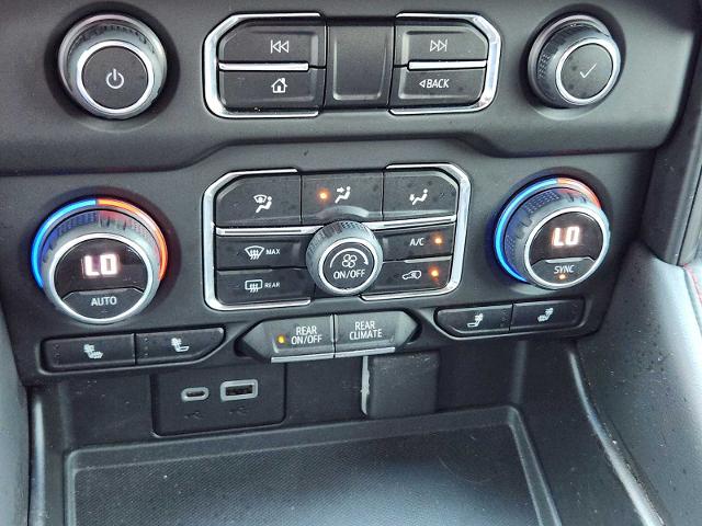 2021 Chevrolet Tahoe Vehicle Photo in DENTON, TX 76210-9321