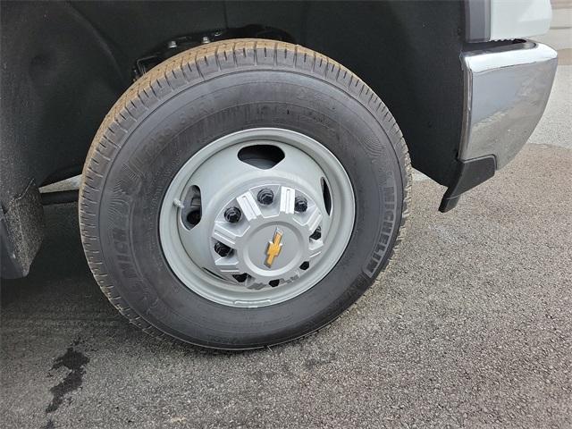 2024 Chevrolet Silverado 3500 HD Chassis Cab Vehicle Photo in MILFORD, DE 19963-6122