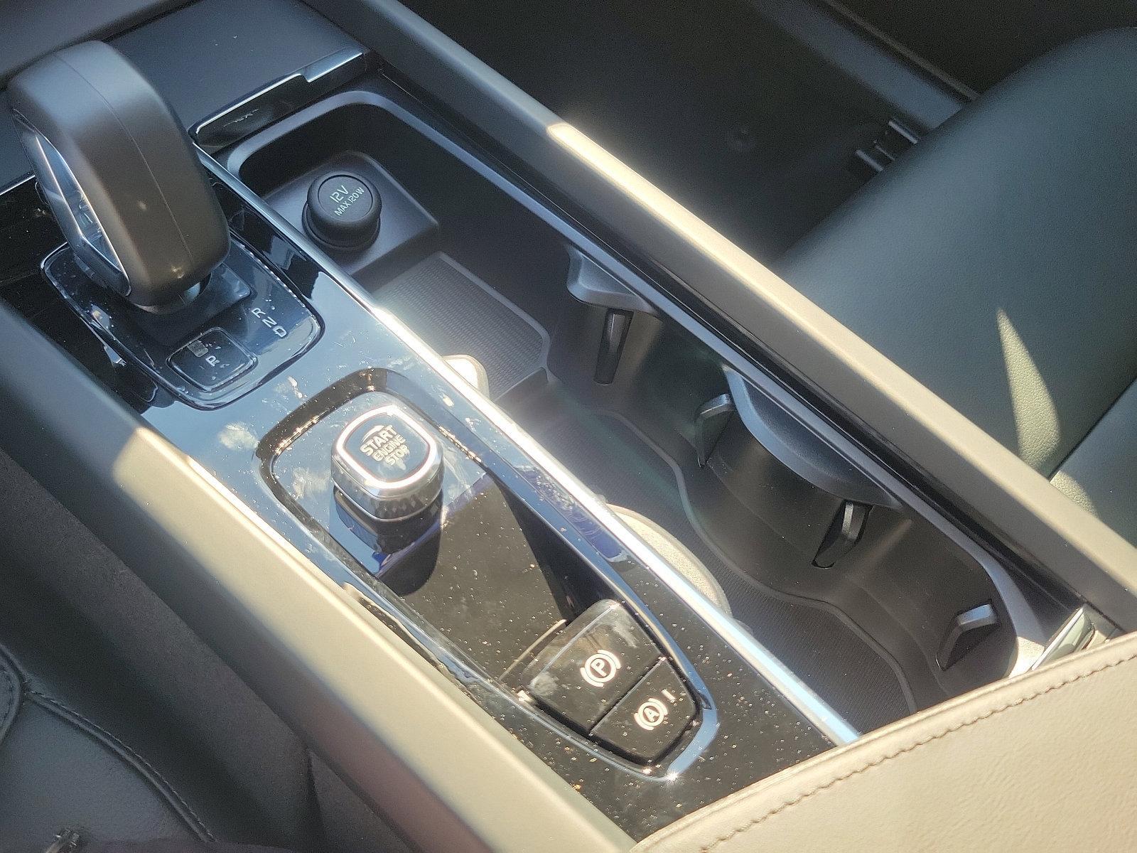 2025 Volvo XC60 Vehicle Photo in Trevose, PA 19053