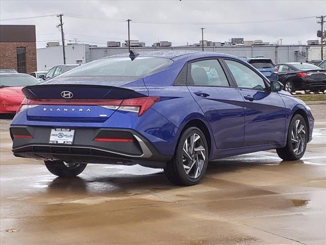 2025 Hyundai ELANTRA Hybrid Vehicle Photo in Peoria, IL 61615