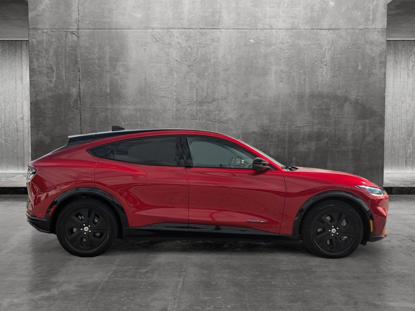 2022 Ford Mustang Mach-E Vehicle Photo in St. Petersburg, FL 33713